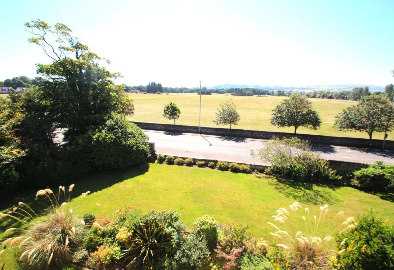 Beautiful 2 To 3 Bed Apartment With Stunning Views! Ayr Exterior photo